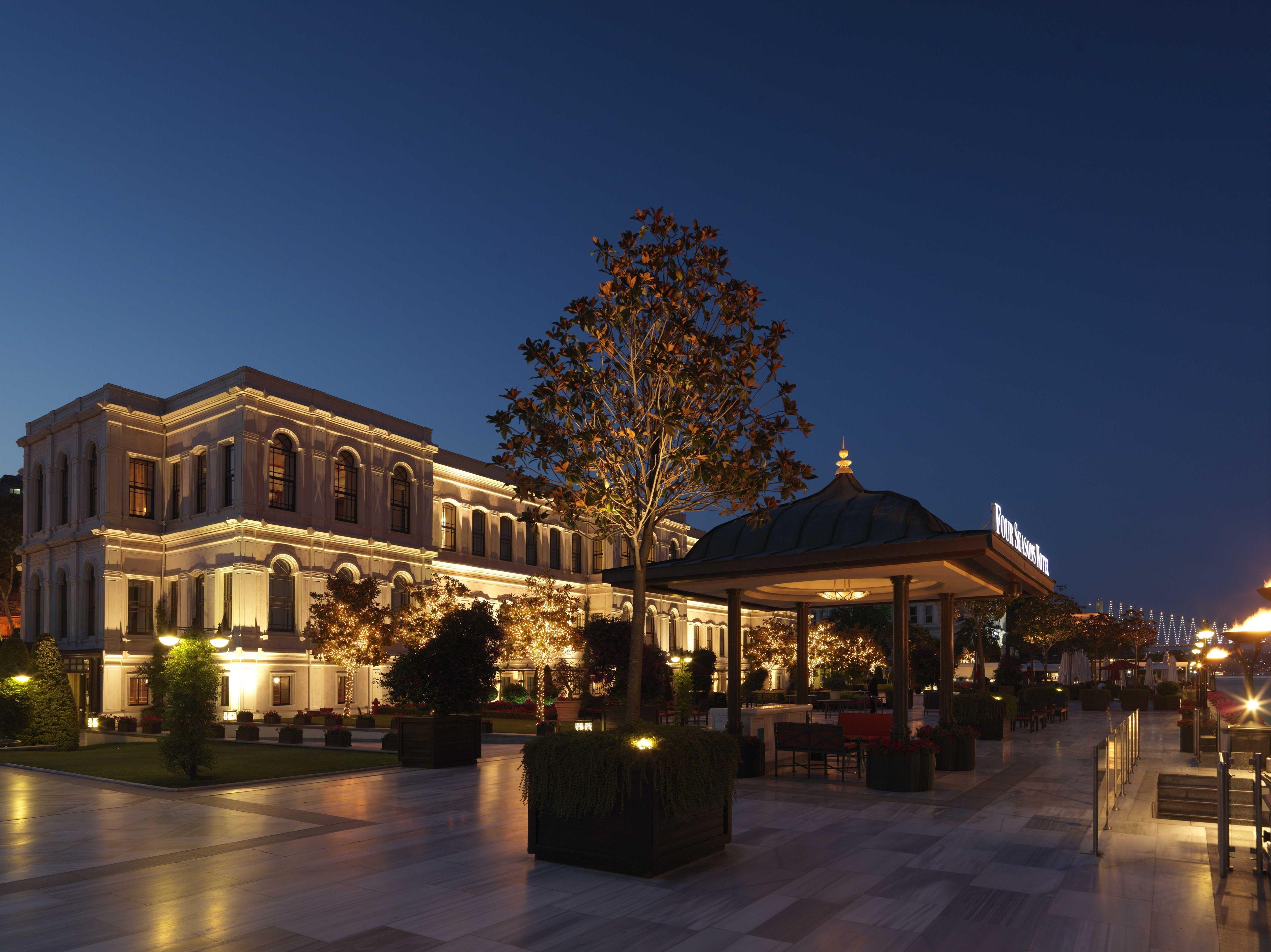 Four Seasons Hotel Istanbul At The Bosphorus — Fotos 1